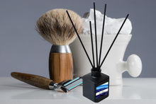 Load image into Gallery viewer, Reed Diffuser | Bold & Masculine | Wood Smoke Obsidian