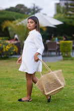 Load image into Gallery viewer, Gisete Beach Tote Bag