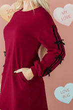 Load image into Gallery viewer, Racing Red Contrast Striped Bow Detail Drop Shoulder Sweatshirt Dress with Pockets