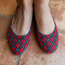 Load image into Gallery viewer, Yasmin Flat - Cardinal Red