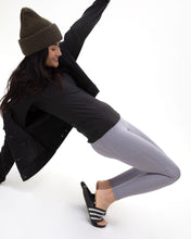 Load image into Gallery viewer, Phoenix Fleece Pocket Legging HR