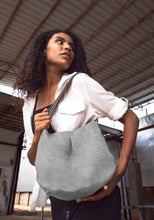 Load image into Gallery viewer, Cloud Bag