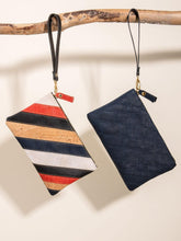 Load image into Gallery viewer, Step & Repeat Wristlet