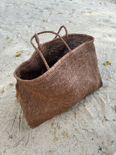 Load image into Gallery viewer, Clipa (XXL) Raffia Beach Tote Bag