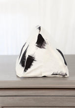 Load image into Gallery viewer, Dylan Carry All Toiletry Bag