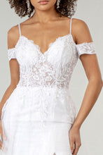 Load image into Gallery viewer, Sweethearted Embroidered Spaghetti Strap Wedding Gown w/ Lace Lining