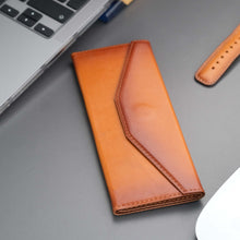 Load image into Gallery viewer, Triangle Leather Glasses Case – Vintage Eyewear Holder