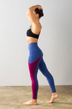 Load image into Gallery viewer, the kickstarter extra hi-rise legging