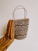 Load image into Gallery viewer, Praya Day Bag
