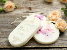 Load image into Gallery viewer, Botanical Wax Sachet | Best-Selling Signature Collection
