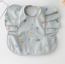 Load image into Gallery viewer, Baby Meal Pocket Waterproof Bib with Angel Wing Design
