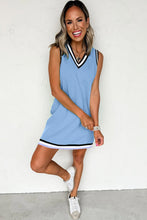Load image into Gallery viewer, Mint Green Color Contrast Trim V Neck Shift Sleeveless Mini Dress
