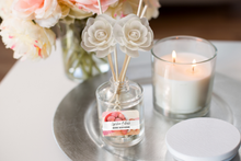 Load image into Gallery viewer, Exotic &amp; Escape Reed Diffuser Collection – Tropical Scents with Mango, Pineapple, Hibiscus &amp; Coconut
