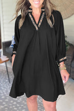 Load image into Gallery viewer, Black Contrast Trim V Neck Bracelet Sleeve Shift Mini Dress
