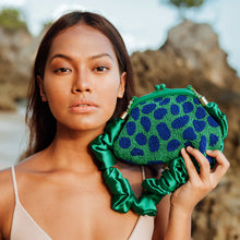 Load image into Gallery viewer, the Arnoldi Jade Clutch Bag In Lush Green &amp; Blue
