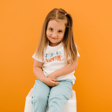 Load image into Gallery viewer, graphic tee | Summer Lovin
