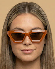 Load image into Gallery viewer, Alaia
