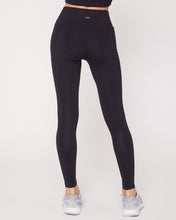 Load image into Gallery viewer, Explore Pocket Legging 26"
