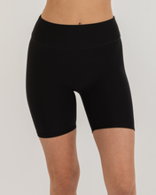 Load image into Gallery viewer, Hybrid Fleece Biker Shorts High Waist 6"
