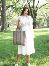 Load image into Gallery viewer, Dora Jute Tote Bag - Pale Green
