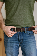 Load image into Gallery viewer, Cork Reversible Men's Belt (Brown/Navy)

