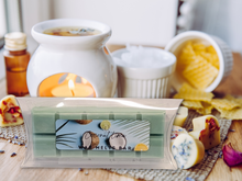 Load image into Gallery viewer, Wax Melts Bar -Fall &amp; Winter scents – Cozy, Woodsy &amp; Spiced Scents for the Cooler Seasons
