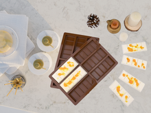 Load image into Gallery viewer, Wax Melts Bar -Fall &amp; Winter scents – Cozy, Woodsy &amp; Spiced Scents for the Cooler Seasons
