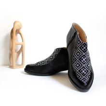 Load image into Gallery viewer, Dina Bootie - Black and Gray
