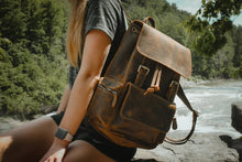 Load image into Gallery viewer, The Hagen Backpack | Vintage Leather Backpack
