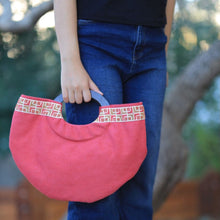 Load image into Gallery viewer, Half Moon Purse - Red
