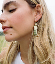 Load image into Gallery viewer, Sitara Starry Archway Earrings
