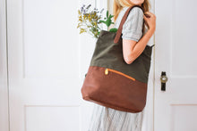 Load image into Gallery viewer, Greenpoint Convertible Backpack Purse
