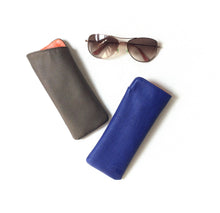 Load image into Gallery viewer, Hoyt Sunglasses Case
