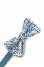 Load image into Gallery viewer, Laurent Bow Tie

