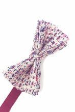 Load image into Gallery viewer, Laurent Bow Tie
