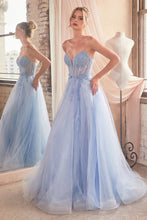Load image into Gallery viewer, Strapless Layered Tulle Ball Gown
