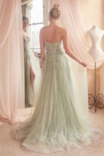Load image into Gallery viewer, Strapless Layered Tulle Ball Gown
