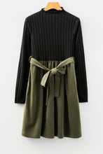 Load image into Gallery viewer, Black Ribbed Knit Slim Bodice Contrast Flared Skirt Patchwork Belted Dress
