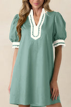Load image into Gallery viewer, Light Pink Scallop Color Block Trim Puff Sleeve Mini Dress
