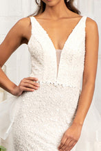 Load image into Gallery viewer, 3-D Flower Applique Mermaid Mesh Wedding Gown w/ Detached Mesh Layer
