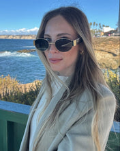 Load image into Gallery viewer, Elliott
