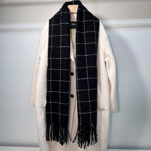 Load image into Gallery viewer, Black Plaid Scarf
