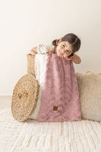 Load image into Gallery viewer, Super Cozy Pink Zig-Zag Fur Blanket
