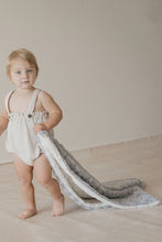 Load image into Gallery viewer, Super Cozy Grey Zig-Zag Fur Blanket
