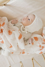 Load image into Gallery viewer, Snuggle Wrap Bright Pink Swaddle Blanket Set
