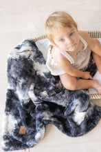 Load image into Gallery viewer, Ultra-Plush Black Tie Dye Fur Blanket
