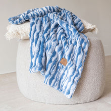 Load image into Gallery viewer, Luxury Blue Wavy Fur Blanket

