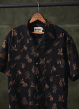 Load image into Gallery viewer, Spicy Noods Button-Up
