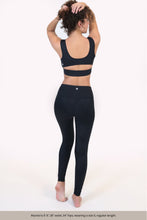 Load image into Gallery viewer, the classic renew legging
