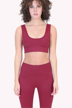 Load image into Gallery viewer, the classic renew legging
